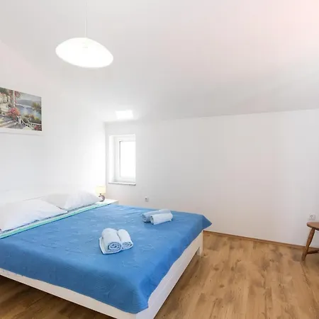 With A Parking Space Malinska, Krk - 19371 Apartment